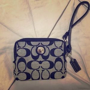 COACH wristlet wallet